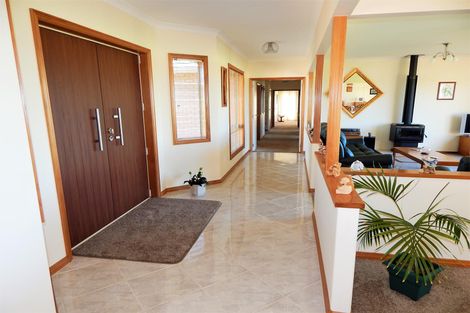 Photo of property in 415 Te Ahu Ahu Road, Waimate North, Kaikohe, 0472