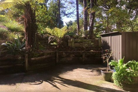 Photo of property in 39 Kauri Point Road, Laingholm, Auckland, 0604