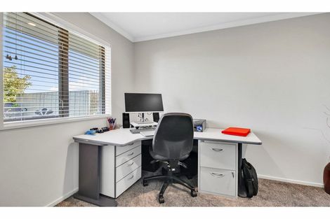 Photo of property in 12 Belgrave Drive, Rangiora, 7400