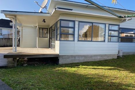 Photo of property in 16 Lincoln Road, Manurewa East, Auckland, 2102