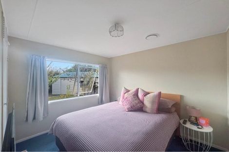 Photo of property in 8c Kupe Drive, Carterton, 5713