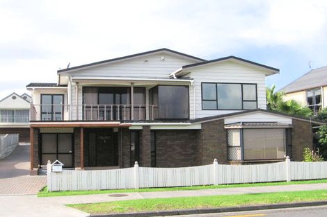 Photo of property in 3/19 The Parade, Bucklands Beach, Auckland, 2012