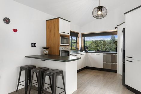 Photo of property in 17 Vanderbilt Place, Welcome Bay, Tauranga, 3112