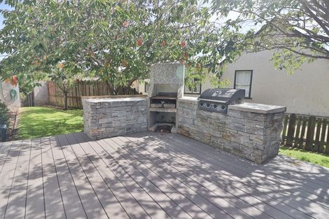 Photo of property in 20 Meadow Street, Lumsden, 9730