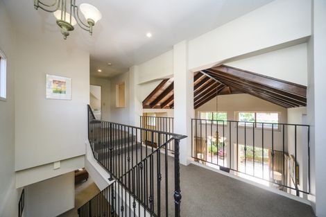 Photo of property in 17 Montgomery Terrace, Hokowhitu, Palmerston North, 4410
