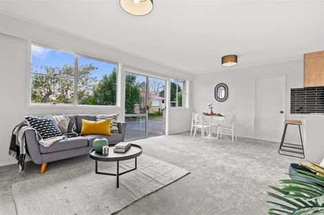 Photo of property in 1/17b Russell Road, Manurewa, Auckland, 2102