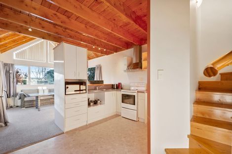 Photo of property in 6 Hilton Road, Lynmore, Rotorua, 3010