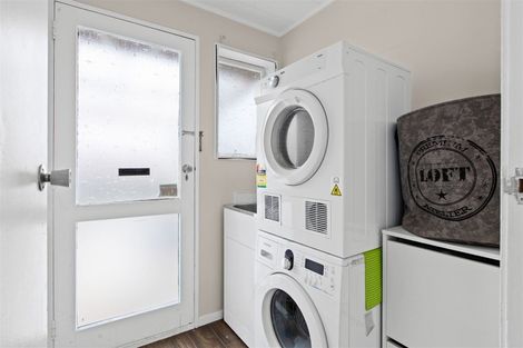 Photo of property in 16 Albert Street, Riverhead, 0820