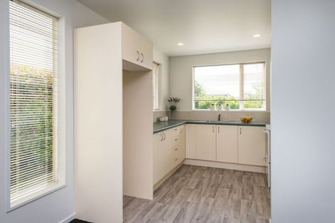 Photo of property in 2/2 Broadbent Street, Riccarton, Christchurch, 8041