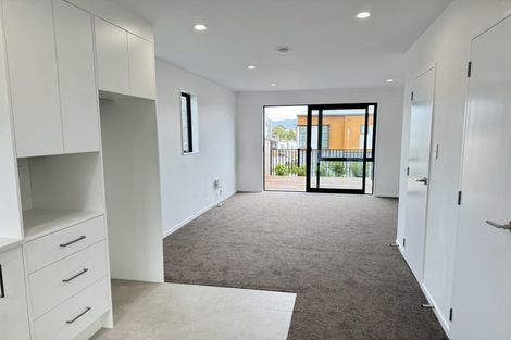 Photo of property in 252a Great North Road, Henderson, Auckland, 0612