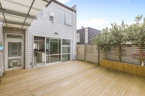 Photo of property in 31 Hakawai Avenue, Takanini, 2112