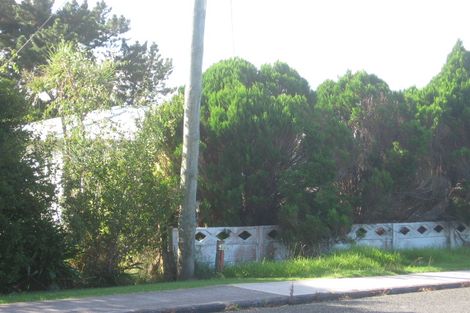 Photo of property in 58 College Road, Northcote, Auckland, 0627