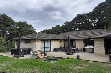 Photo of property in 296 Forest Hill Road, Waiatarua, Auckland, 0612