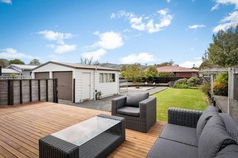 Photo of property in 28 Moonshine Road, Trentham, Upper Hutt, 5018