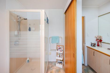 Photo of property in 127 Amberley Avenue, Highbury, Palmerston North, 4412