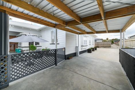 Photo of property in 5a Camden Street, Feilding, 4702