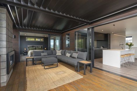 Photo of property in 21 Coprosma Crescent, Waipahihi, Taupo, 3330