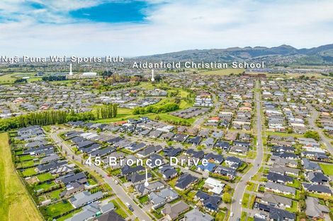 Photo of property in 45 Bronco Drive, Aidanfield, Christchurch, 8025