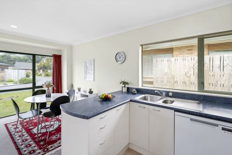 Photo of property in Redwood Village, 65/42 Main Road, Tawa, Wellington, 5028