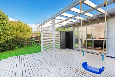 Photo of property in 2/36 Archmillen Avenue, Pakuranga Heights, Auckland, 2010