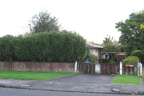 Photo of property in 34 Waipani Road, Te Atatu Peninsula, Auckland, 0610