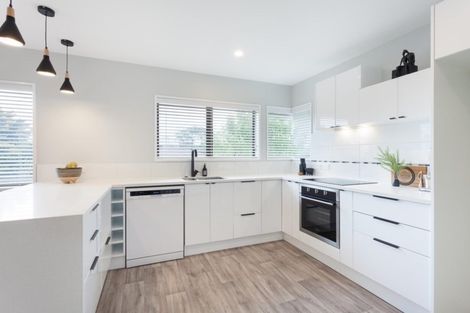 Photo of property in 2/219 Valley Road, Mount Maunganui, 3116