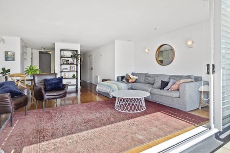 Photo of property in Aqua, 11/74 Oriental Parade, Oriental Bay, Wellington, 6011