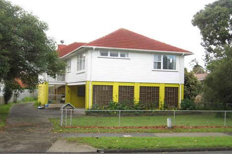 Photo of property in 94 Ti Rakau Drive, Pakuranga, Auckland, 2010
