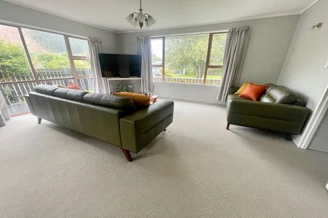 Photo of property in 21b Buckley Grove, Paraparaumu, 5032