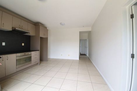 Photo of property in 10 Ballymore Drive, Pinehill, Auckland, 0632