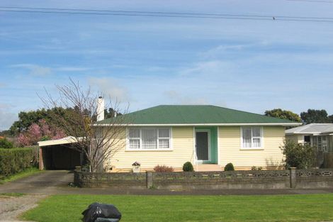 Photo of property in 17 King Street, Waitara, 4320