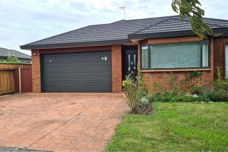 Photo of property in 68 Leighton Avenue, Waiwhetu, Lower Hutt, 5010