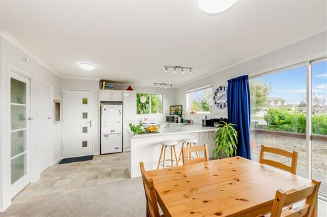 Photo of property in 9a Belvedere Avenue, Waikanae, 5036
