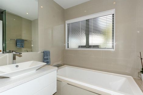 Photo of property in 76a Branch Road, Highlands Park, New Plymouth, 4312