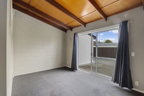 Photo of property in 2/17 Brake Street, Upper Riccarton, Christchurch, 8041