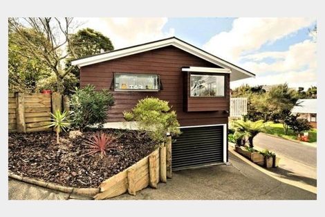 Photo of property in 1/13 Flavia Close, Torbay, Auckland, 0630