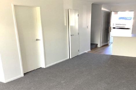 Photo of property in 17 Ngae Place, Mangere East, Auckland, 2024
