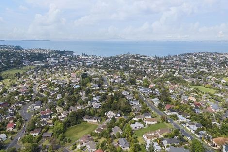 Photo of property in 21 Squirrel Lane, Browns Bay, Auckland, 0630