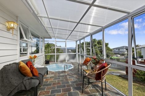 Photo of property in 10 Erris Street, Johnsonville, Wellington, 6037