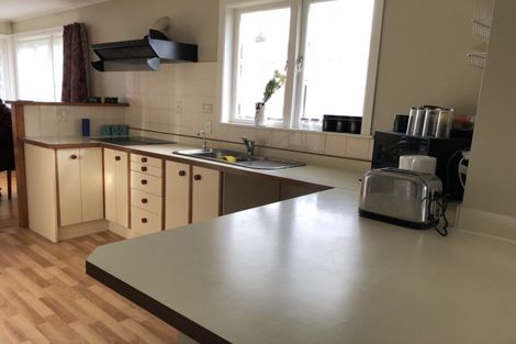 Photo of property in 39a Harrington Road, Henderson, Auckland, 0610