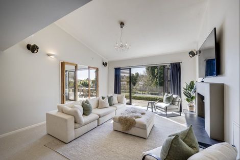 Photo of property in 50 Iona Road, Havelock North, 4130