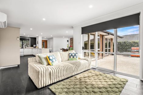 Photo of property in 73 Rexford Heights, Pyes Pa, Tauranga, 3112