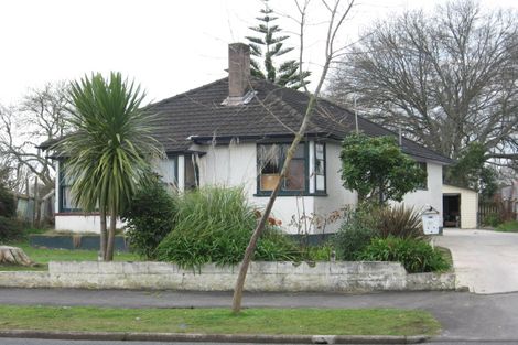 Photo of property in 28 Sare Crescent, Fairfield, Hamilton, 3214