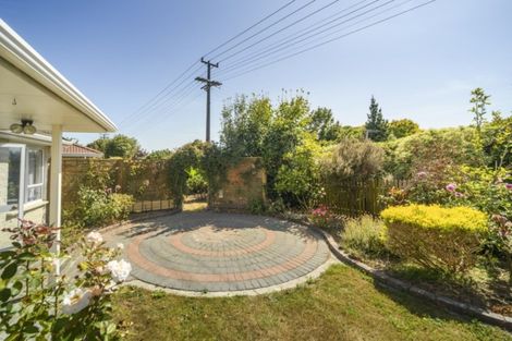 Photo of property in 15 Rosebank Avenue, Kelvin Grove, Palmerston North, 4414