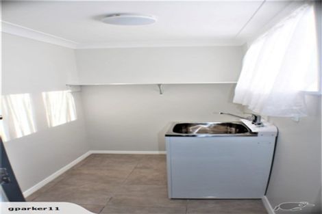 Photo of property in 10 Matipo Street, Castlecliff, Whanganui, 4501