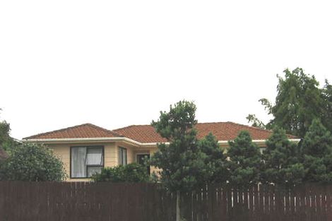 Photo of property in 23 Armada Drive, Ranui, Auckland, 0612