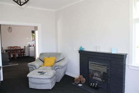 Photo of property in 33 Main Road, Tuatapere, 9620