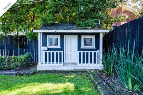 Photo of property in 46 Woodstock Road, Forrest Hill, Auckland, 0620