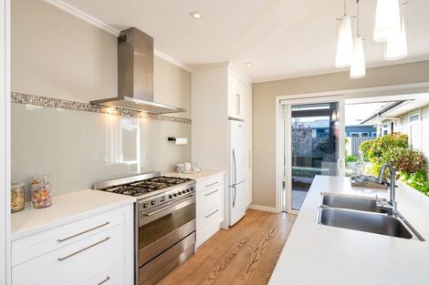 Photo of property in 8 Te Heipora Place, Havelock North, 4130