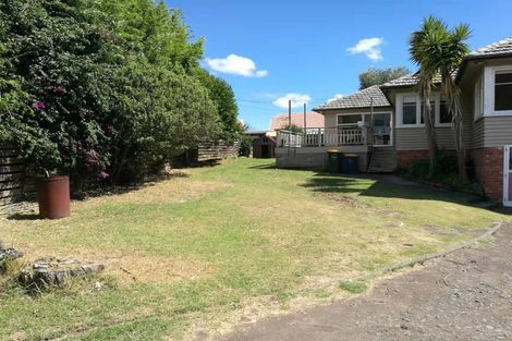 Photo of property in 48a Mcleod Road, Henderson, Auckland, 0612